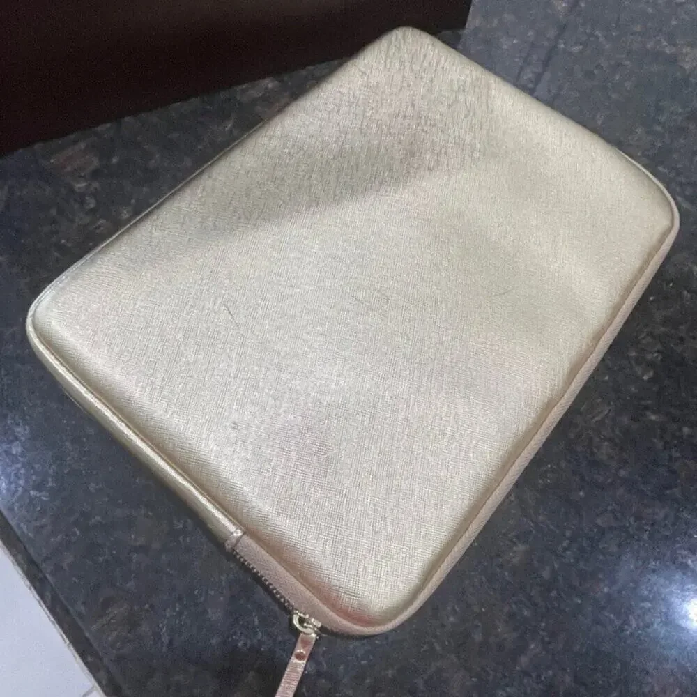 KATE SPADE LAPTOP NOTEBOOK‎ CASE METALLIC GOLD 13 ‘ VERSATILE FUNCTIONAL